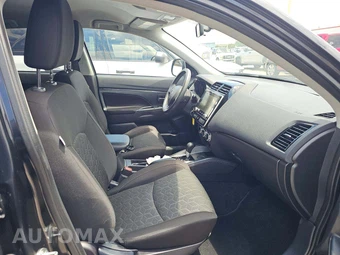 2020 Mitsubishi Outlander Sport SP - miniatura 18