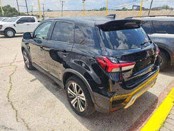 2020 Mitsubishi Outlander Sport SP - miniatura 2