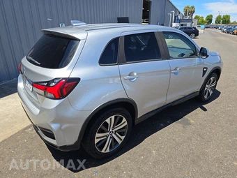 2020 Mitsubishi Outlander Sport SP - miniatura 4