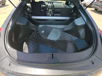 2020 Nissan 370Z Coupe – miniatura 10