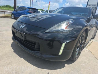 2020 Nissan 370Z Coupe – miniatura 17