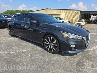 2020 Nissan Altima Platinum – miniatura 3