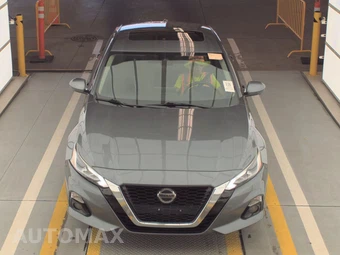2020 Nissan Altima Platinum – miniatura 2