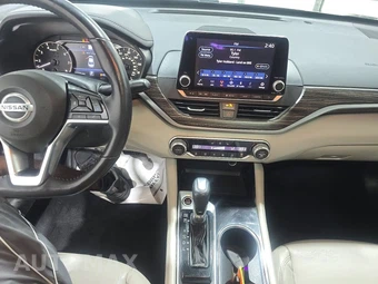 2020 Nissan Altima Platinum - miniatura 11