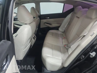 2020 Nissan Altima Platinum - miniatura 13