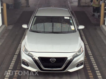 2020 Nissan Altima S – miniatura 2