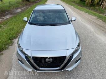 2020 Nissan Altima S - miniatura 2