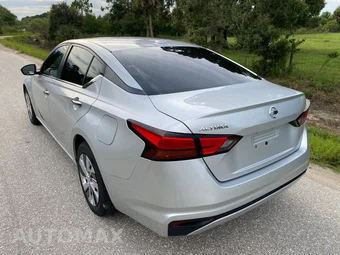 2020 Nissan Altima S - miniatura 9
