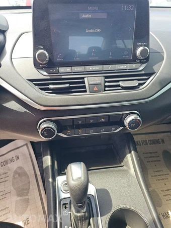 2020 Nissan Altima S – miniatura 11