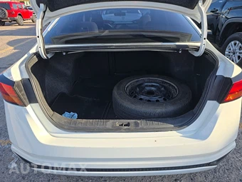 2020 Nissan Altima S – miniatura 16