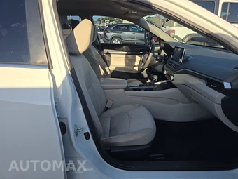 2020 Nissan Altima S – miniatura 8