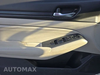 2020 Nissan Altima S – miniatura 9