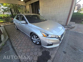 2020 Nissan Altima S – miniatura 4