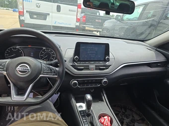2020 Nissan Altima S – miniatura 11