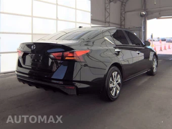 2020 Nissan Altima S – miniatura 4