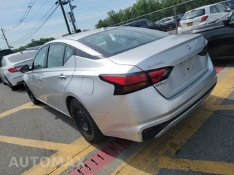 2020 Nissan Altima S – miniatura 6