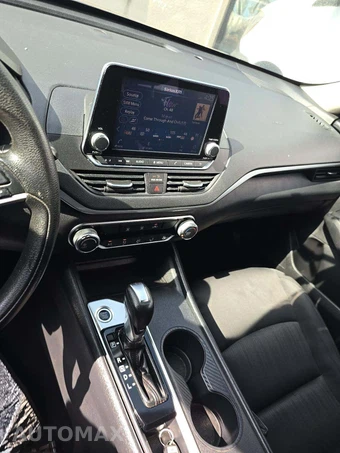 2020 Nissan Altima S – miniatura 10