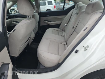 2020 Nissan Altima S – miniatura 13