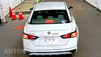 2020 Nissan Altima S – miniatura 5