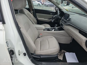 2020 Nissan Altima S – miniatura 8