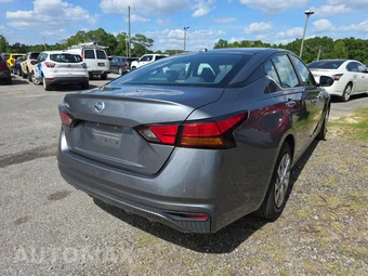 2020 Nissan Altima S - miniatura 4