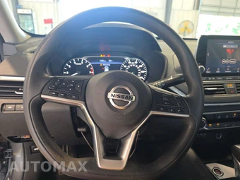 2020 Nissan Altima S – miniatura 10