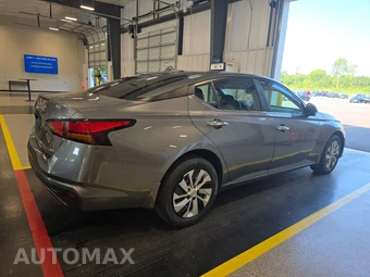 2020 Nissan Altima S – miniatura 4