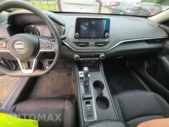 2020 Nissan Altima S – miniatura 11