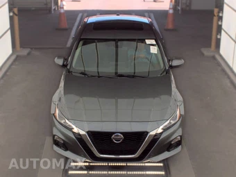 2020 Nissan Altima SL - miniatura 2