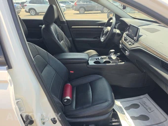 2020 Nissan Altima SL – miniatura 8