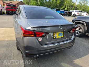 2020 Nissan Altima SR - miniatura 2