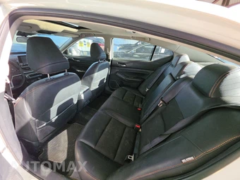 2020 Nissan Altima SR - miniatura 13