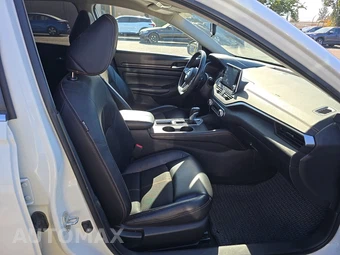 2020 Nissan Altima SR – miniatura 8