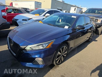 2020 Nissan Altima SR
