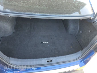 2020 Nissan Altima SR – miniatura 17