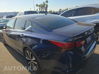 2020 Nissan Altima SR – miniatura 6