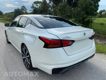 2020 Nissan Altima SR - miniatura 9