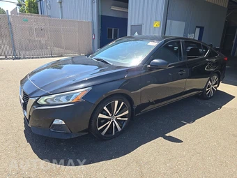 2020 Nissan Altima SR