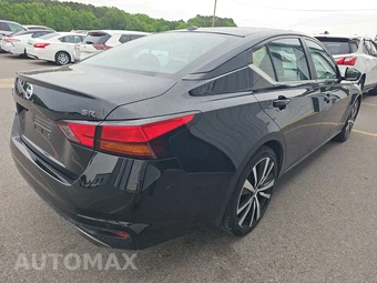 2020 Nissan Altima SR – miniatura 3