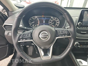 2020 Nissan Altima SR – miniatura 8