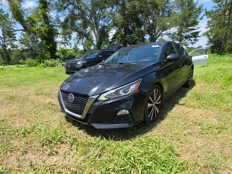 2020 Nissan Altima SR