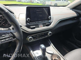 2020 Nissan Altima SR – miniatura 7