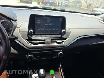 2020 Nissan Altima SR – miniatura 7
