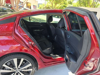 2020 Nissan Altima SR - miniatura 13