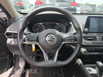 2020 Nissan Altima SR - miniatura 10