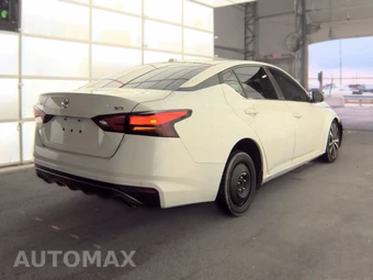 2020 Nissan Altima SR - miniatura 4