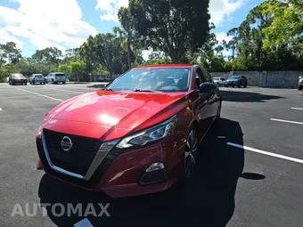 2020 Nissan Altima SR