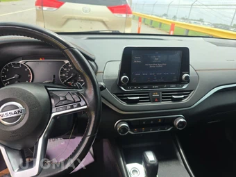 2020 Nissan Altima SR – miniatura 11