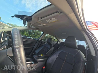 2020 Nissan Altima SR – miniatura 8