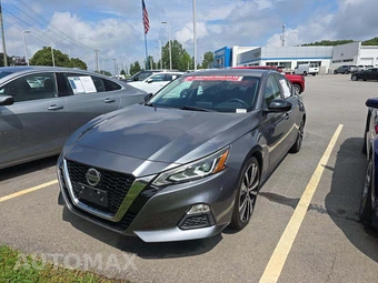 2020 Nissan Altima SR